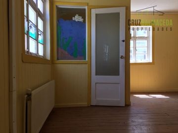 Casa en Venta en Calle Otto Bader, cercano a la Clínica