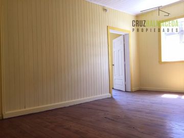 Casa en Venta en Calle Otto Bader, cercano a la Clínica