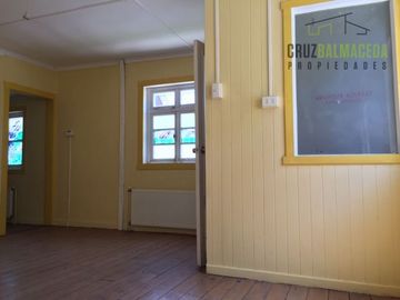 Casa en Venta en Calle Otto Bader, cercano a la Clínica