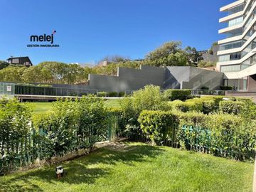 Venta de Exclusivo Departamento en Costa de Montemar, Concón