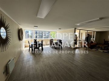 Departamento en Venta en Venta Hermoso Depto 1D-1B con Estacionamiento y Bodega