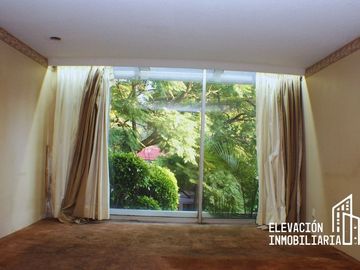 Casa en Venta en Tecamachalco, Naucalpan, Estado de Mexico