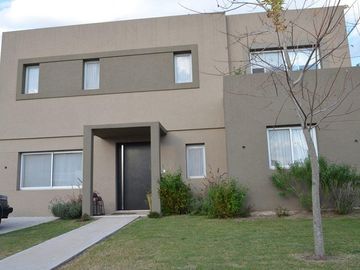 Barrio cerrado La Comarca - Casa Alquiler ARS 30.000