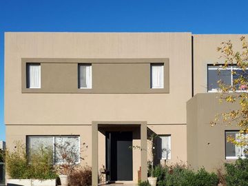 Barrio cerrado La Comarca - Casa Alquiler ARS 30.000