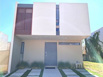 EXCELENTE CASA EN VENTA EN ZAKIA - ZIRE EL MARQUES QUERETARO GAA