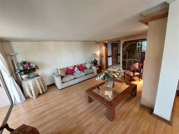 Departamento en Venta en Manquehue cercano a colon