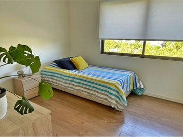 Hermosa! Como nueva! Impecable casa en condominio