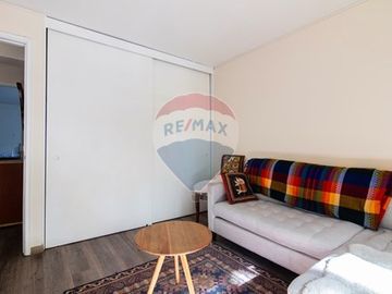 Departamento Remodelado Suecia / Bustos