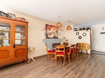Departamento Remodelado Suecia / Bustos