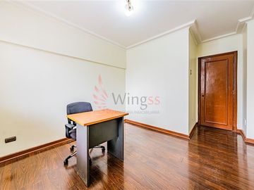 Oficina en Venta en San Antonio / Merced - Buena Oficina a un Paso de Todo