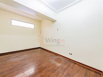 Oficina en Venta en San Antonio / Merced - Buena Oficina a un Paso de Todo