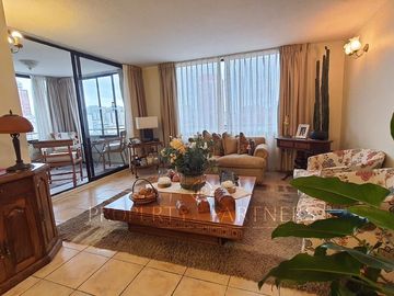 Amplio y central departamento