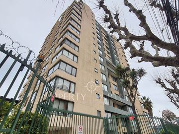Amplio y central departamento