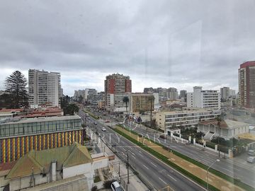 Amplio y central departamento