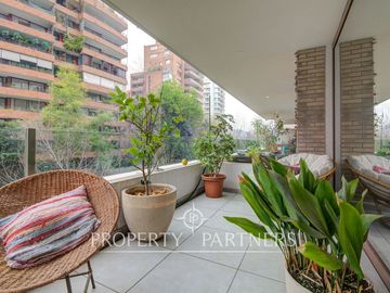 Departamento El Golf Metro Alcántara 3 dormitorios en suite servicios