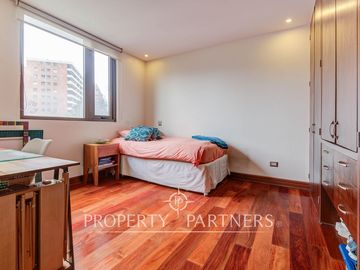 Departamento El Golf Metro Alcántara 3 dormitorios en suite servicios