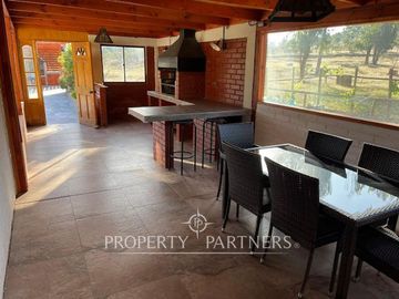Hermosa Casa de Campo en Parcela de 1 Ha. en La Foresta de Zapallar