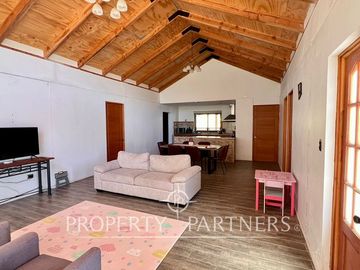 Hermosa Casa de Campo en Parcela de 1 Ha. en La Foresta de Zapallar