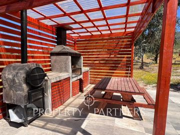 Hermosa Casa de Campo en Parcela de 1 Ha. en La Foresta de Zapallar