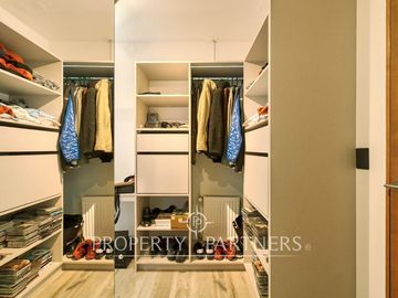 Se vende hermoso departamento inserto en sector privilegiado de La Reina!!!