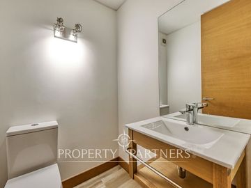 Se vende hermoso departamento inserto en sector privilegiado de La Reina!!!