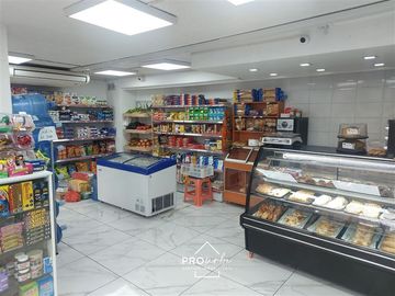 Local Comercial en Venta en Metro Santa AnA - Manuel Rodríguez y Compañía de Jesús