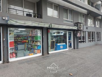 Local Comercial en Venta en Metro Santa AnA - Manuel Rodríguez y Compañía de Jesús