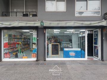 Local Comercial en Venta en Metro Santa AnA - Manuel Rodríguez y Compañía de Jesús