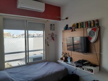 DEPARTAMENTO EN VENTA DE 4 AMBIENTES CON COCHERA EN CABALLITO DE GRAN CATEGORÍA