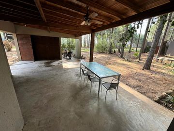 Venta Casa 3 dormitorios a 100m del rio - Complejo La Aldea Club de Campo