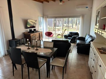 Venta Casa 3 dormitorios a 100m del rio - Complejo La Aldea Club de Campo