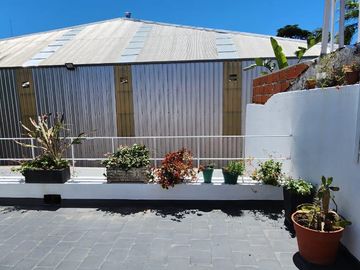 Casa en Venta - España 656 San Isidro 4 dormitorios