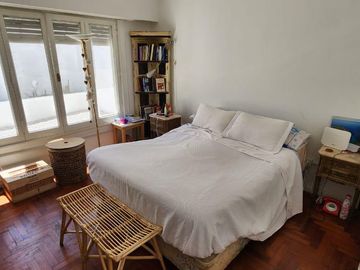 Casa en Venta - España 656 San Isidro 4 dormitorios