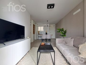 VENTA DEPARTAMENTO EN CONSTRUCCIÓN DE DOS DORMITORIOS CON PATIO EN LOURDES