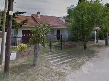 Venta Casa, Chalet de 4 Amb. con Cochera doble en Mar del Tuyú