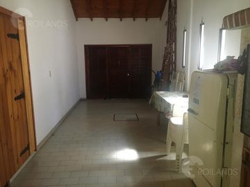 Venta Casa, Chalet de 4 Amb. con Cochera doble en Mar del Tuyú