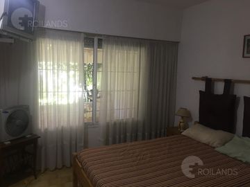 Venta Casa, Chalet de 4 Amb. con Cochera doble en Mar del Tuyú