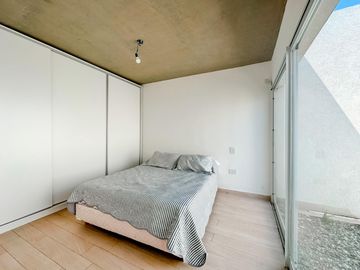 Casa de Diseño en venta, 1 Dormitorio Funes Town Coronel Pringles 1300