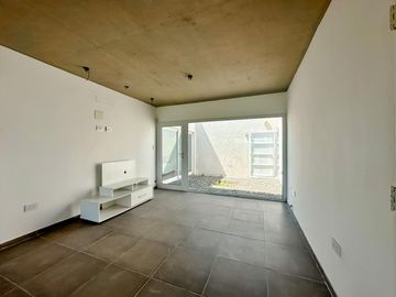 Casa de Diseño en venta, 1 Dormitorio Funes Town Coronel Pringles 1300