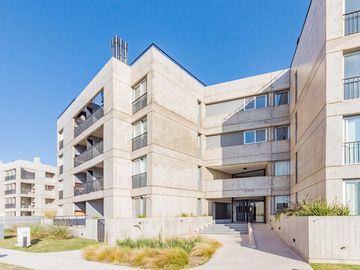 VENTA - Departamento - 2 dormitorios -  Quincho - Piscina - Barrio Cerrado - Funes, Santa Fe.