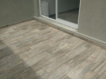 A estrenar Excelentes duplex, 4 ambientes de categoría, jardín y cochera.
