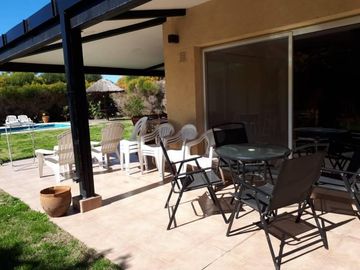 Casa en Barrio Cerrado en alquiler temporario - Funes