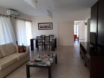 Casa en Barrio Cerrado en alquiler temporario - Funes