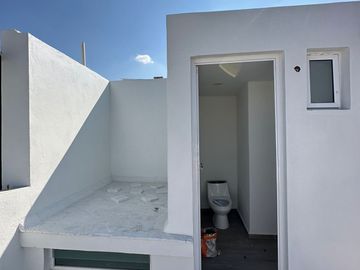 Casa en coto Soare, Solares