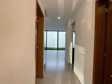 Casa en coto Soare, Solares