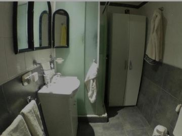 Casa en venta - 4 Dormitorios 3 Baños 1 Cochera - 300Mts2 - Ituzaingó