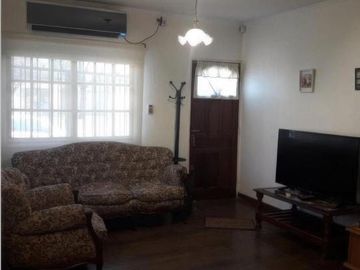 Casa en venta - 4 Dormitorios 3 Baños 1 Cochera - 300Mts2 - Ituzaingó