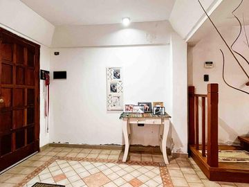 Casa en venta - 3 Dormitorios 3 Baños - 267mts2 - Cochera - Tolosa