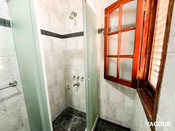 Casa en venta - 3 Dormitorios 3 Baños - 267mts2 - Cochera - Tolosa