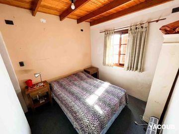 Casa en venta - 3 Dormitorios 3 Baños - 267mts2 - Cochera - Tolosa